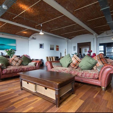 Loft Apartment Port Glasgow Eksteriør bilde